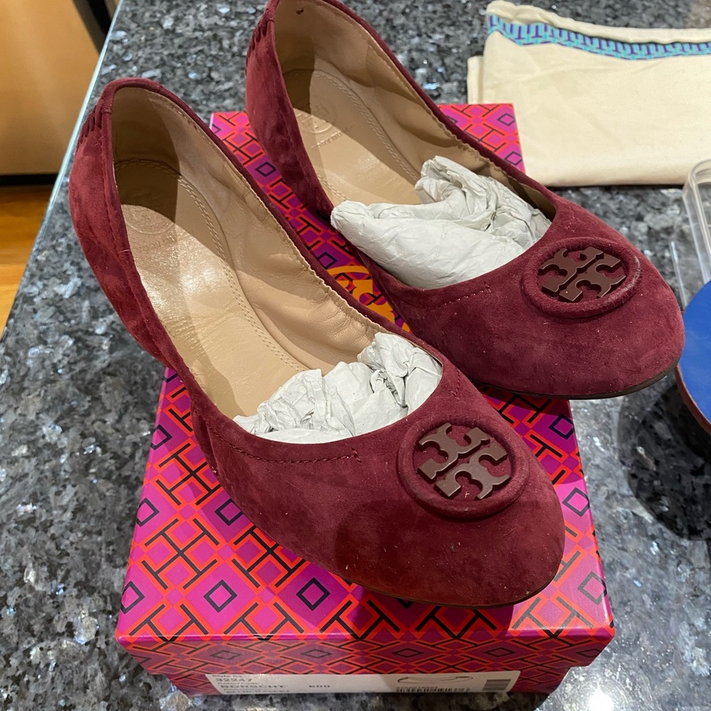 Tory Burch burgundy ballet flats